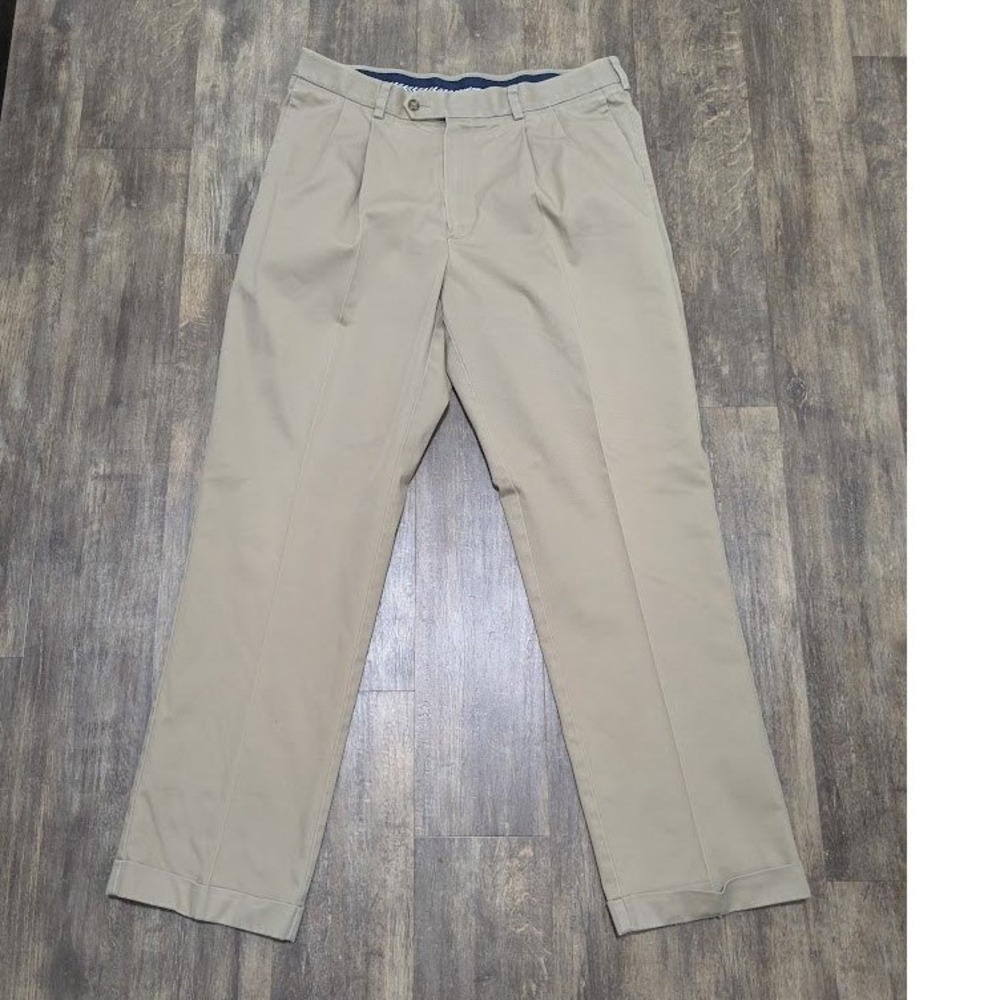Roundtree &Yorke TravelSmart Khaki Pleated Chinos Mens 36x32 CoreComfort Stretch